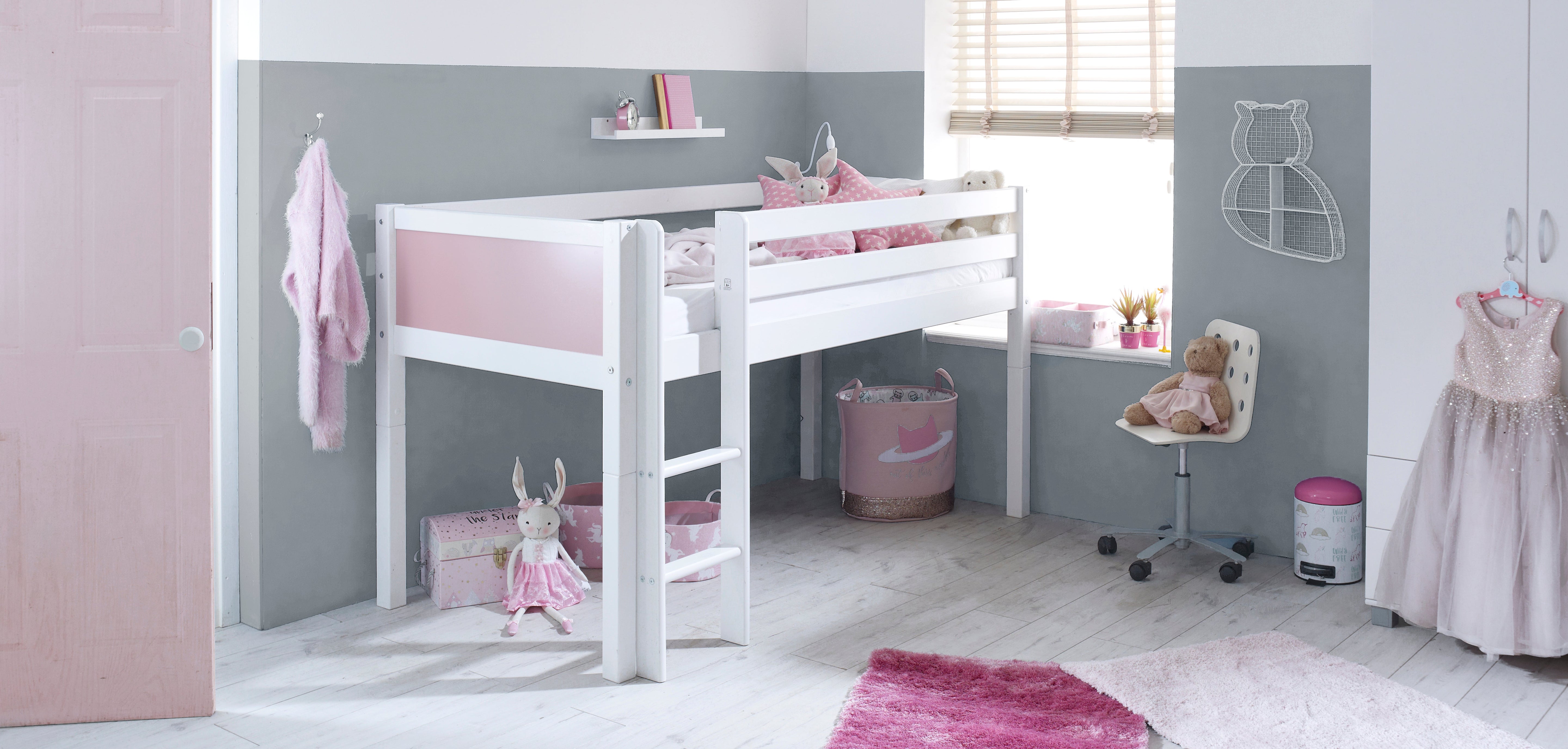 Nordic Midsleeper 1 With Flat White Gable Ends